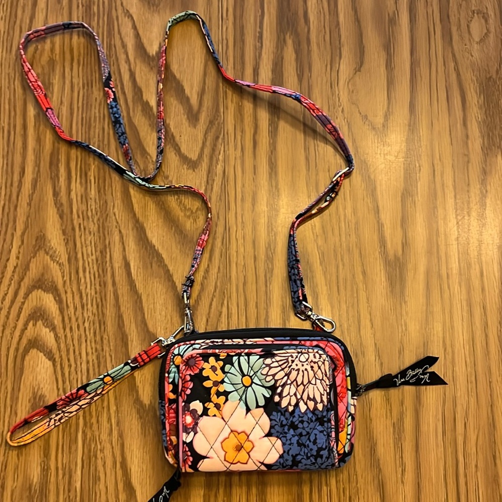 Floral Vera Bradley crossbody purse